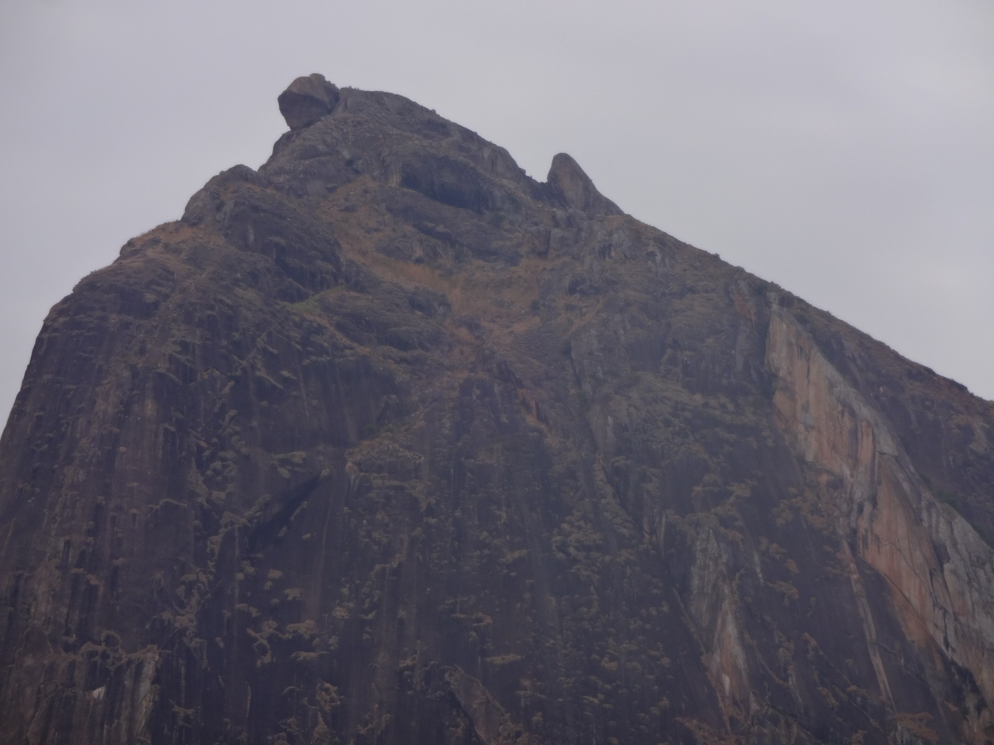 B46C672F-9057-4177-8665-75044046759C